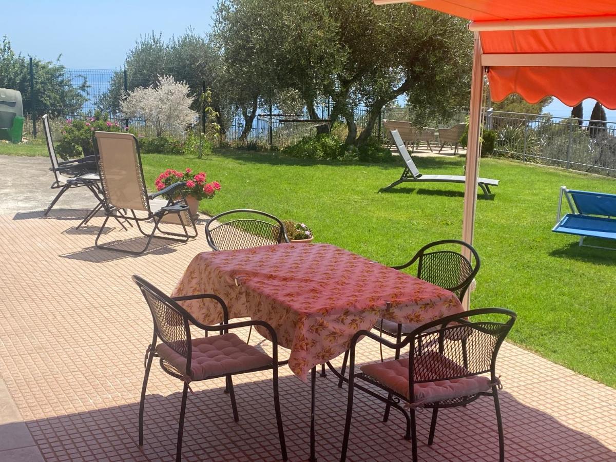 임페리아 Casa Vista Mare - Superb Garden And Parking Included 빌라 외부 사진